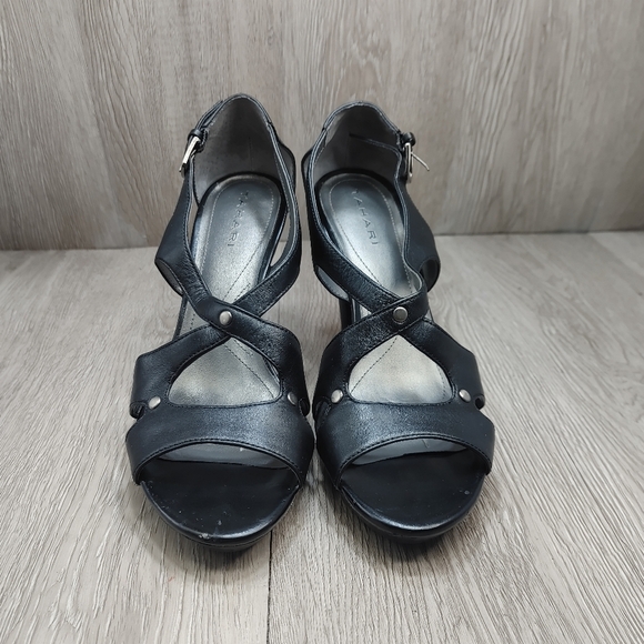 Tahari FLORA Black‎ Leather Heels Pumps Heeled Sandals Strappy Shoes size 8 - Picture 4 of 11
